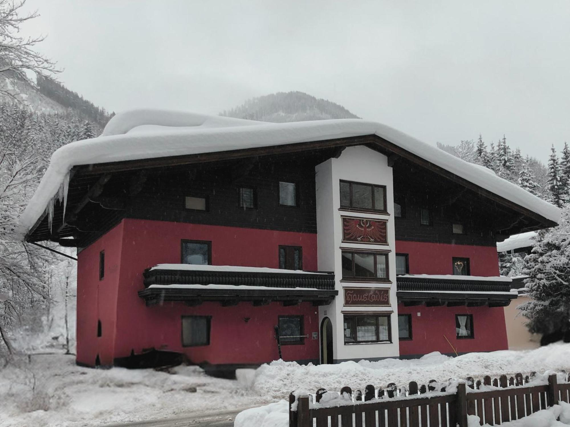 Appartement Riverview Saalbach-Hinterglemm Exterior foto